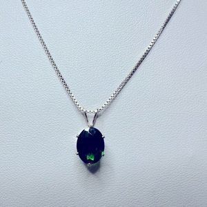 1.25 carat 9x7mm oval Chrome Diopside Necklace